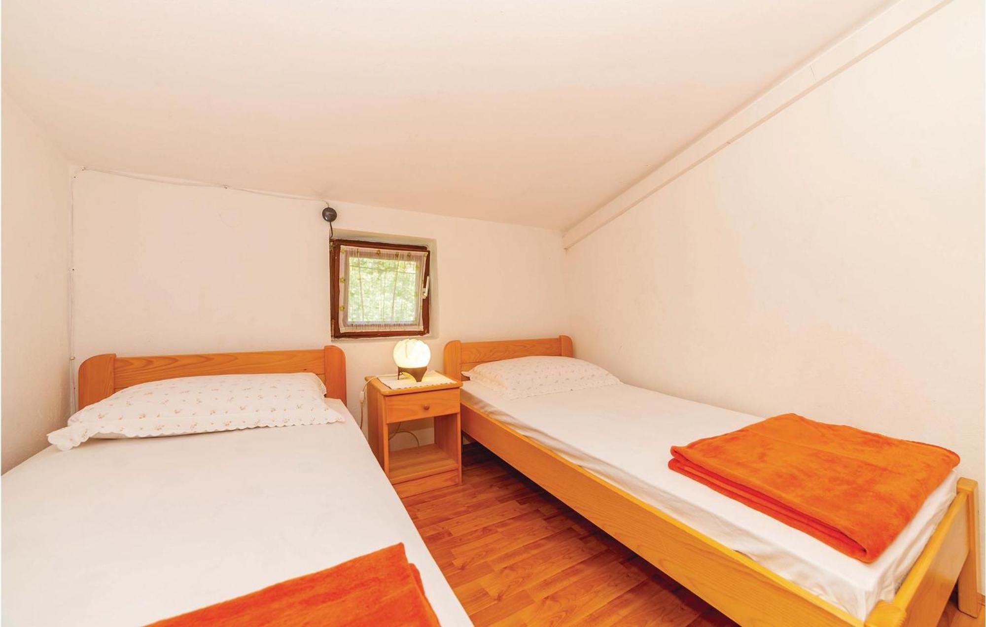 2 Bedroom Amazing Apartment In Crikvenica Exterior foto